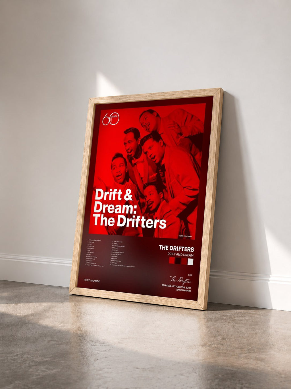 #bois Tableau de l'album Drift and Dream de The Drifters vu de trois quarts, cadre en bois brut