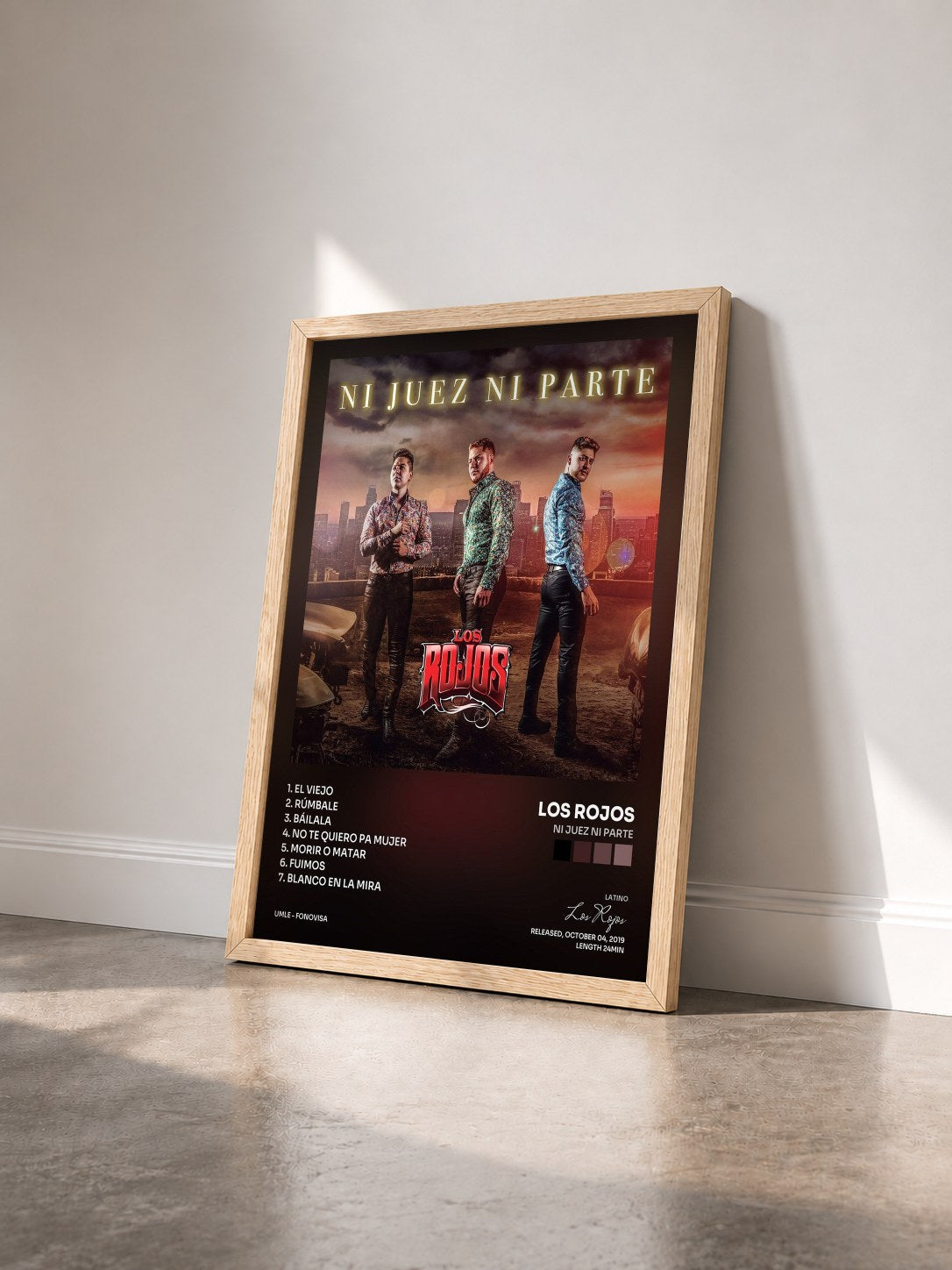 #bois Tableau de l'album Ni Juez Ni Parte de Los Rojos vu de trois quarts, cadre en bois brut