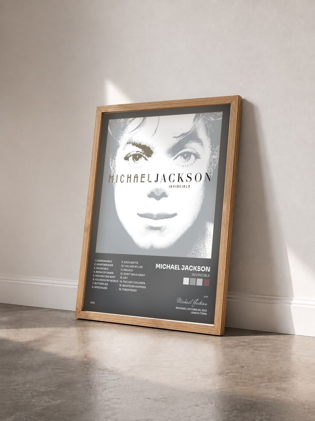 #bois Tableau de l'album Invincible de Michael Jackson vu de trois quarts, cadre en bois brut