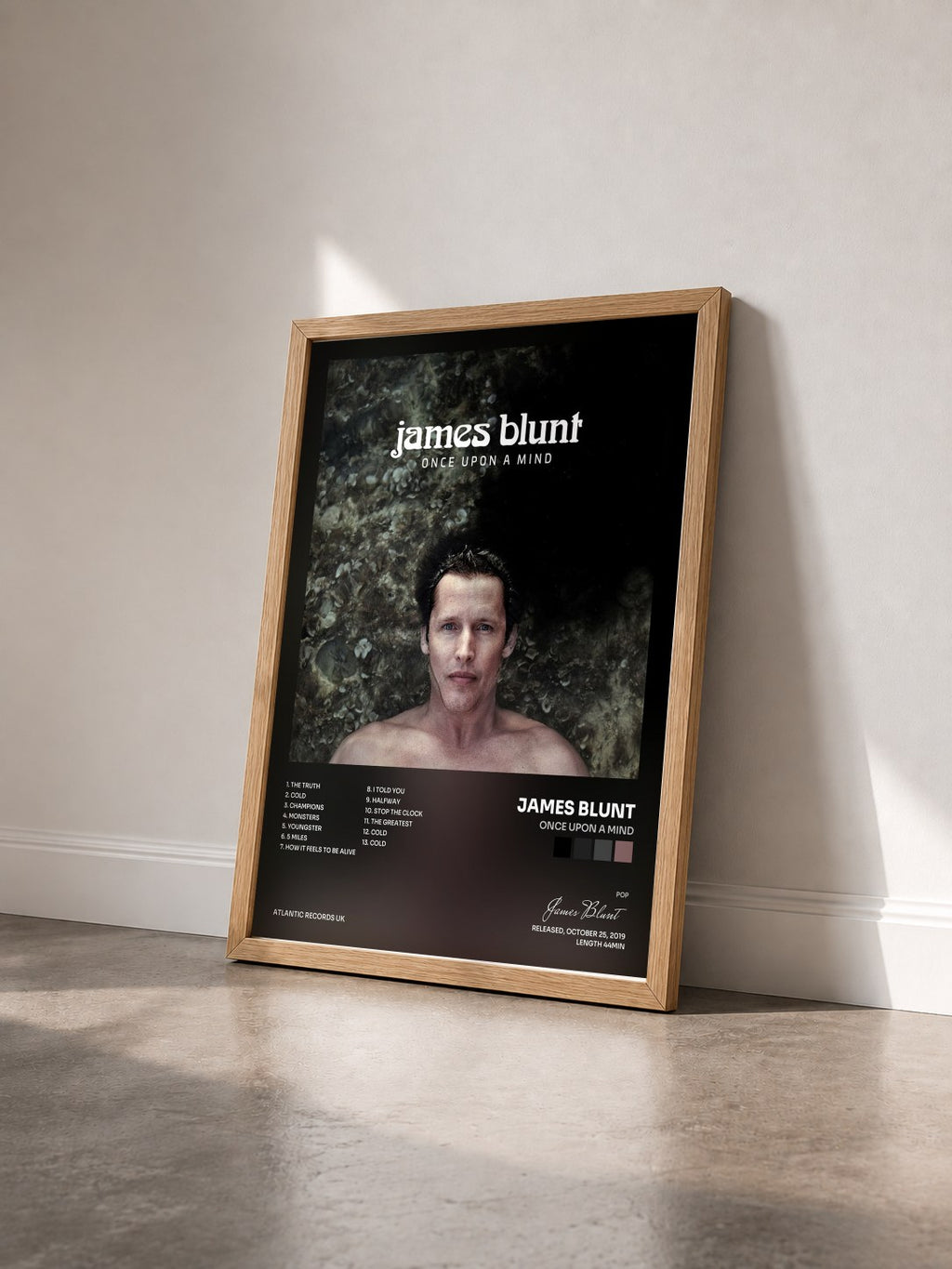 #bois Tableau de l'album Once Upon a Mind de James Blunt vu de trois quarts, cadre en bois brut