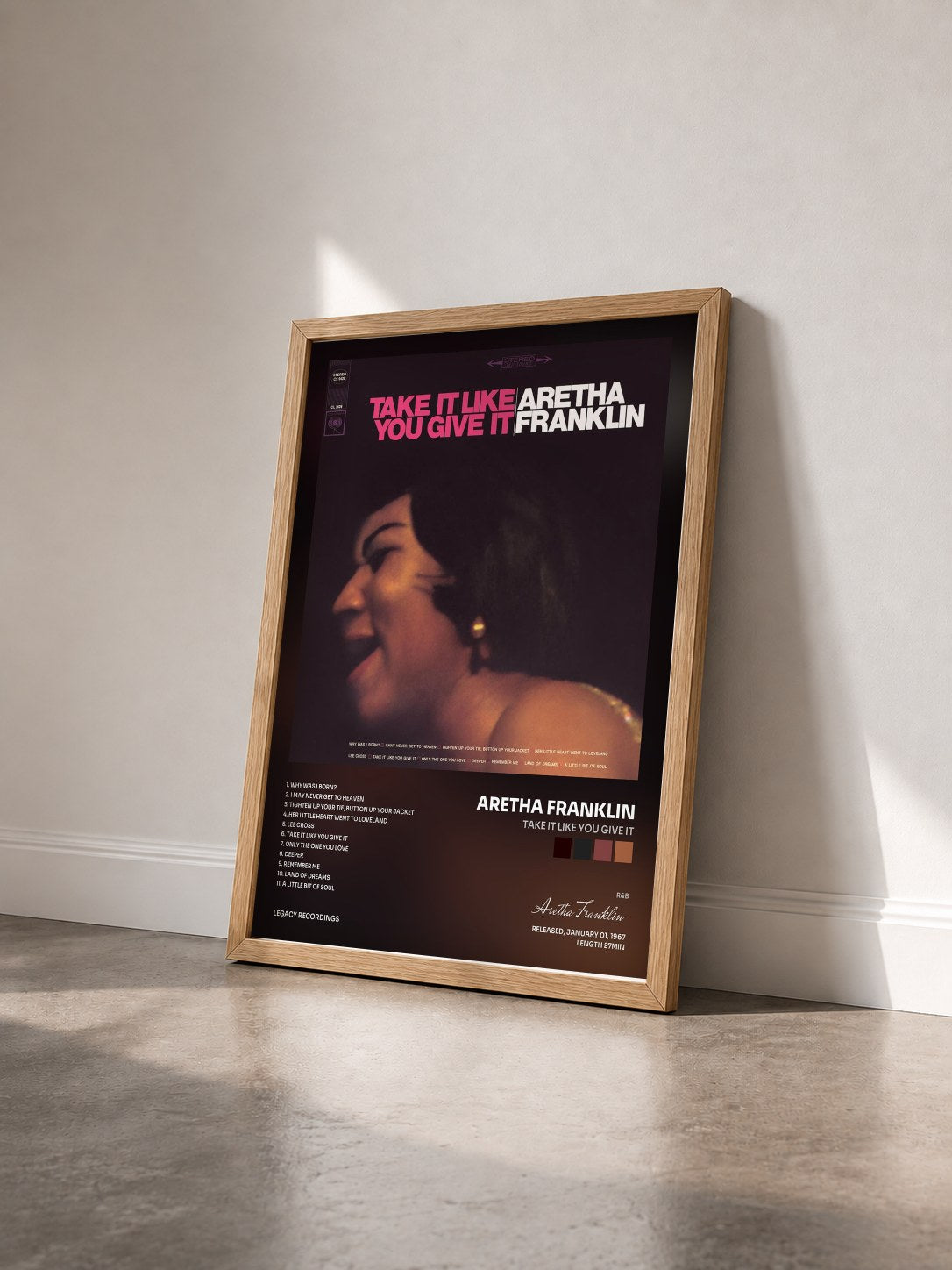 #bois Tableau de l'album Take It Like You Give It de Aretha Franklin vu de trois quarts, cadre en bois brut