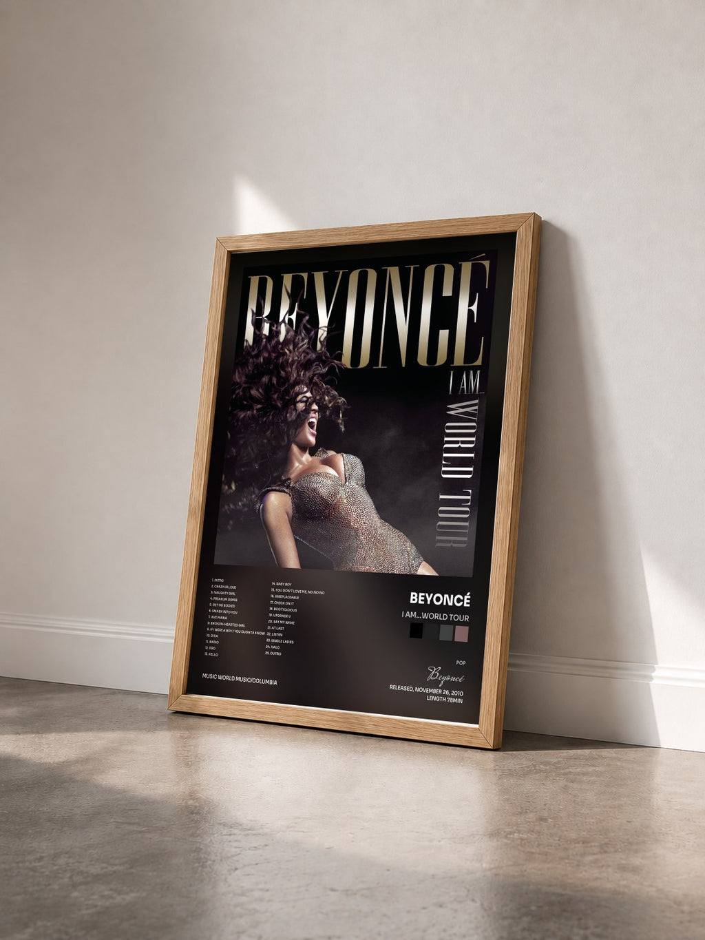#bois Tableau de l'album I Am...World Tour de Beyoncé vu de trois quarts, cadre en bois brut
