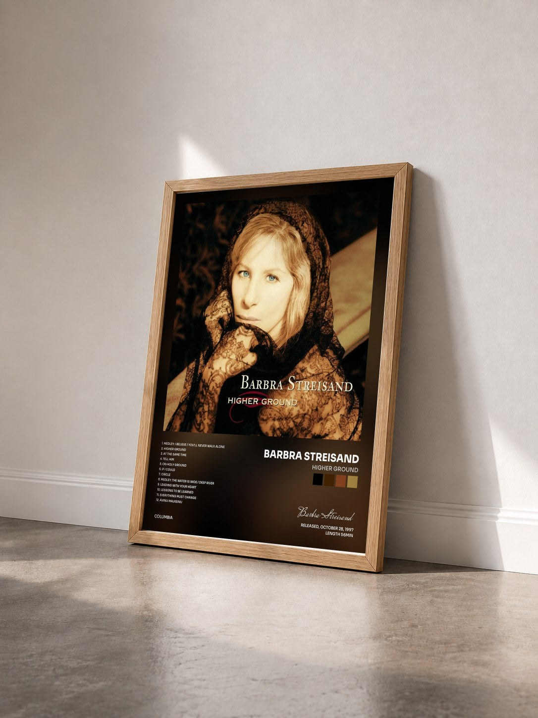 #bois Tableau de l'album Higher Ground de Barbra Streisand vu de trois quarts, cadre en bois brut