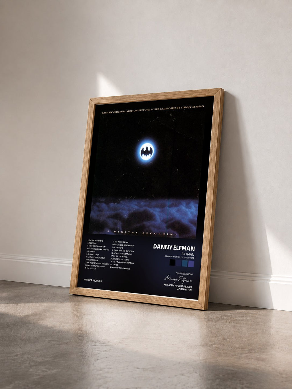 #bois Tableau de l'album Batman (Original Motion Picture Score) de Danny Elfman vu de trois quarts, cadre en bois brut
