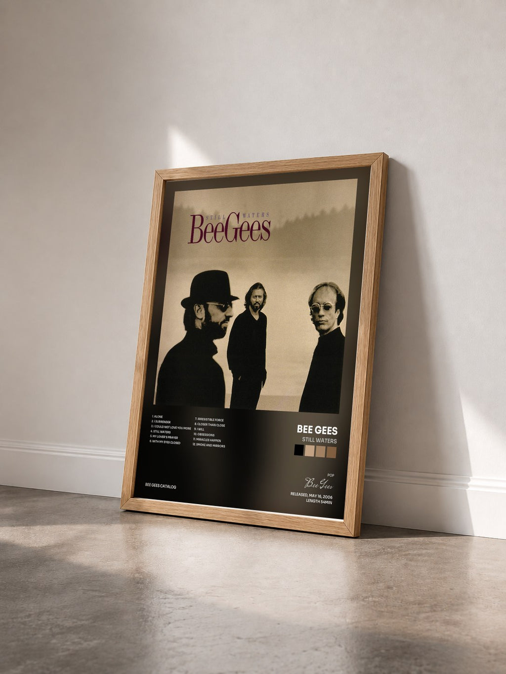 #bois Tableau de l'album Still Waters de Bee Gees vu de trois quarts, cadre en bois brut