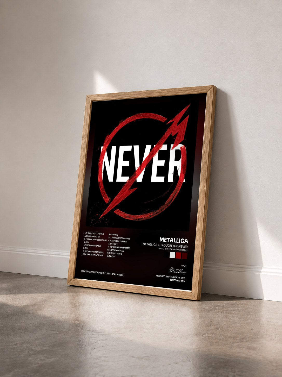 #bois Tableau de l'album Metallica Through The Never (Music From The Motion Picture) de Metallica vu de trois quarts, cadre en bois brut