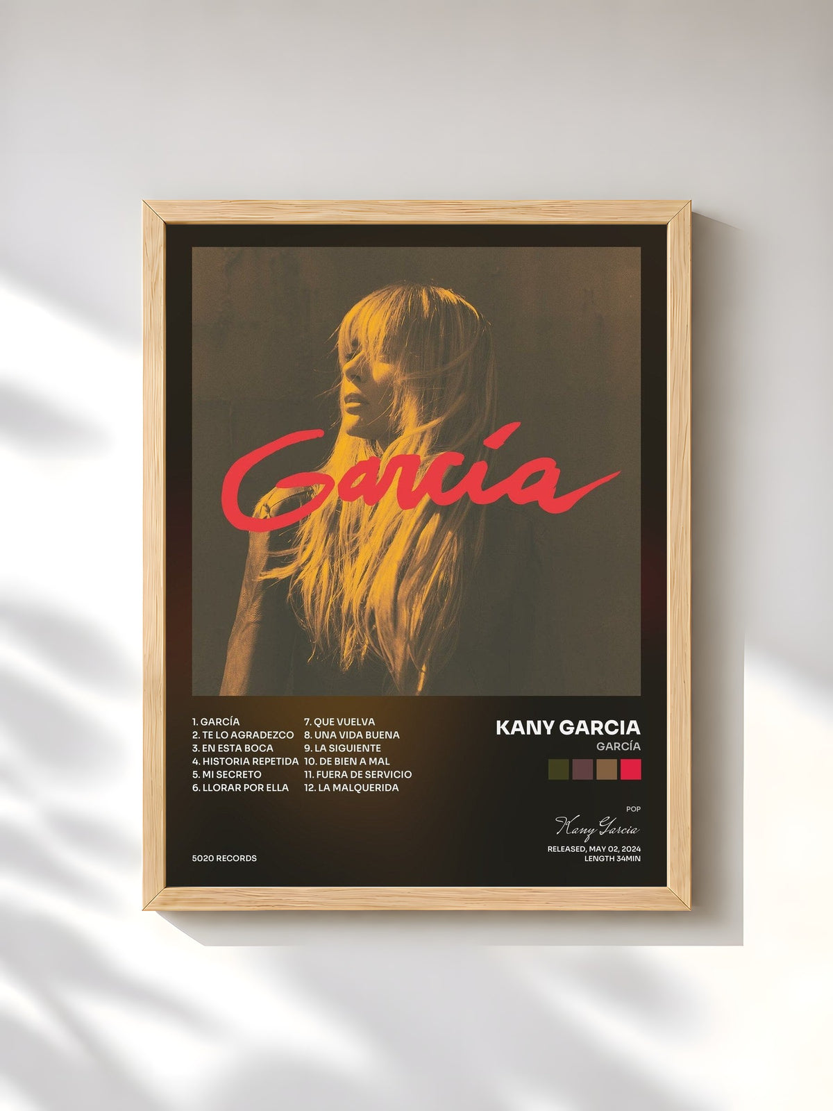 #bois Tableau de l'album GARCÍA de Kany Garcia, cadre en bois brut, imprimé et encadré en France