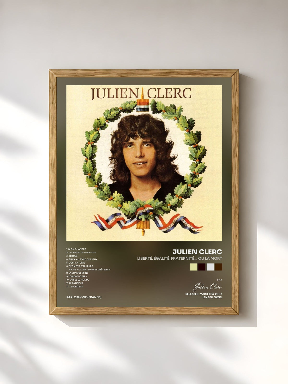 #bois Tableau de l'album Liberté, égalité, fraternité… ou la mort de Julien Clerc, cadre en bois brut, imprimé et encadré en France