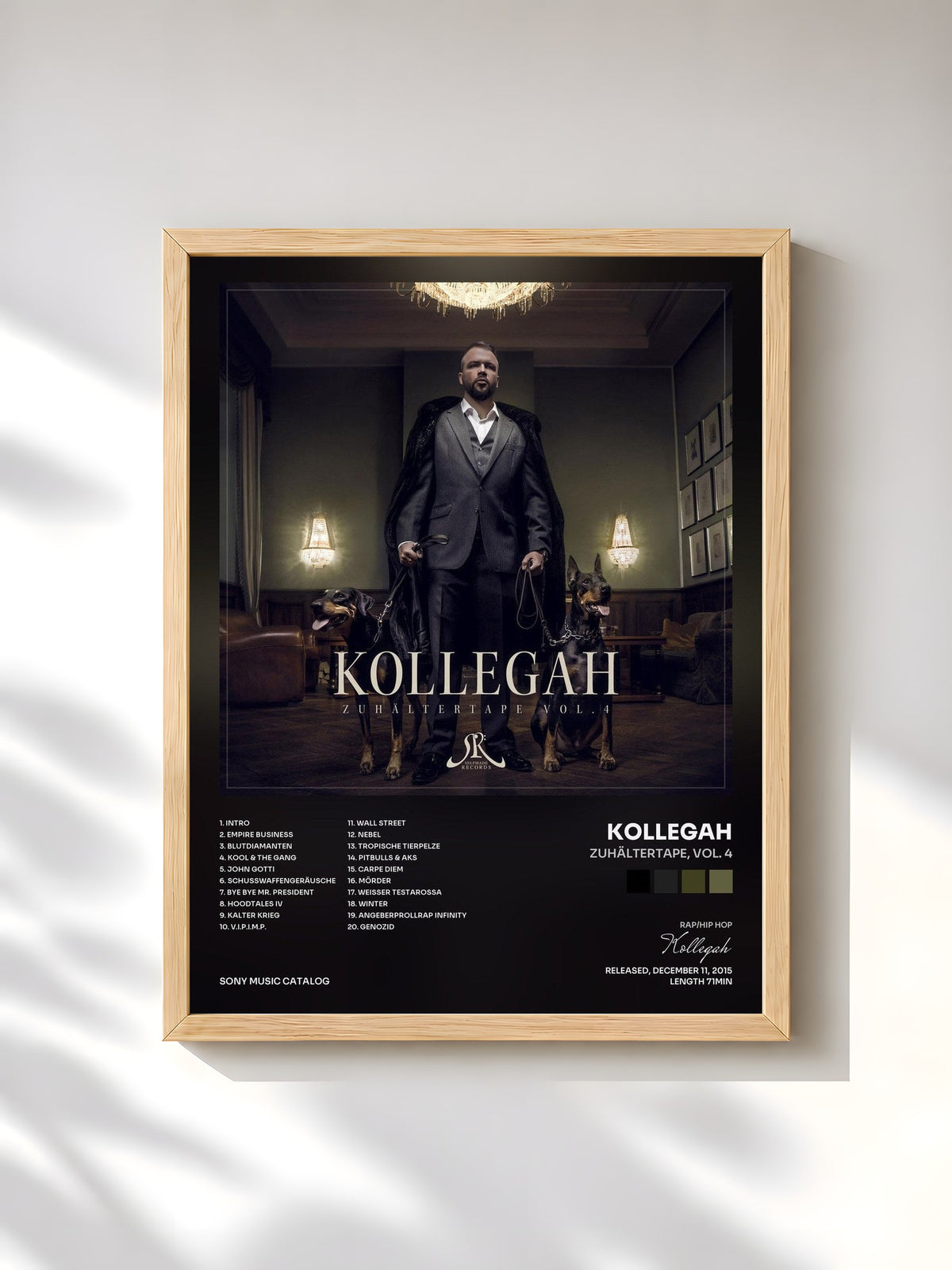 #bois Tableau de l'album Zuhältertape, Vol. 4 de Kollegah, cadre en bois brut, imprimé et encadré en France