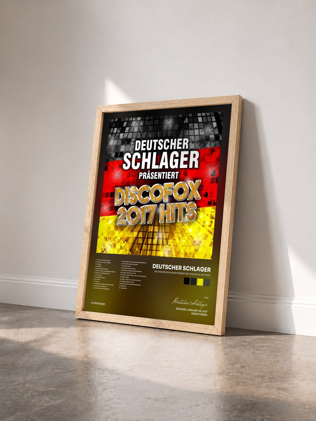 #bois Tableau de l'album Deutscher Schlager präsentiert Discofox 2017 Hits de Deutscher Schlager vu de trois quarts, cadre en bois brut