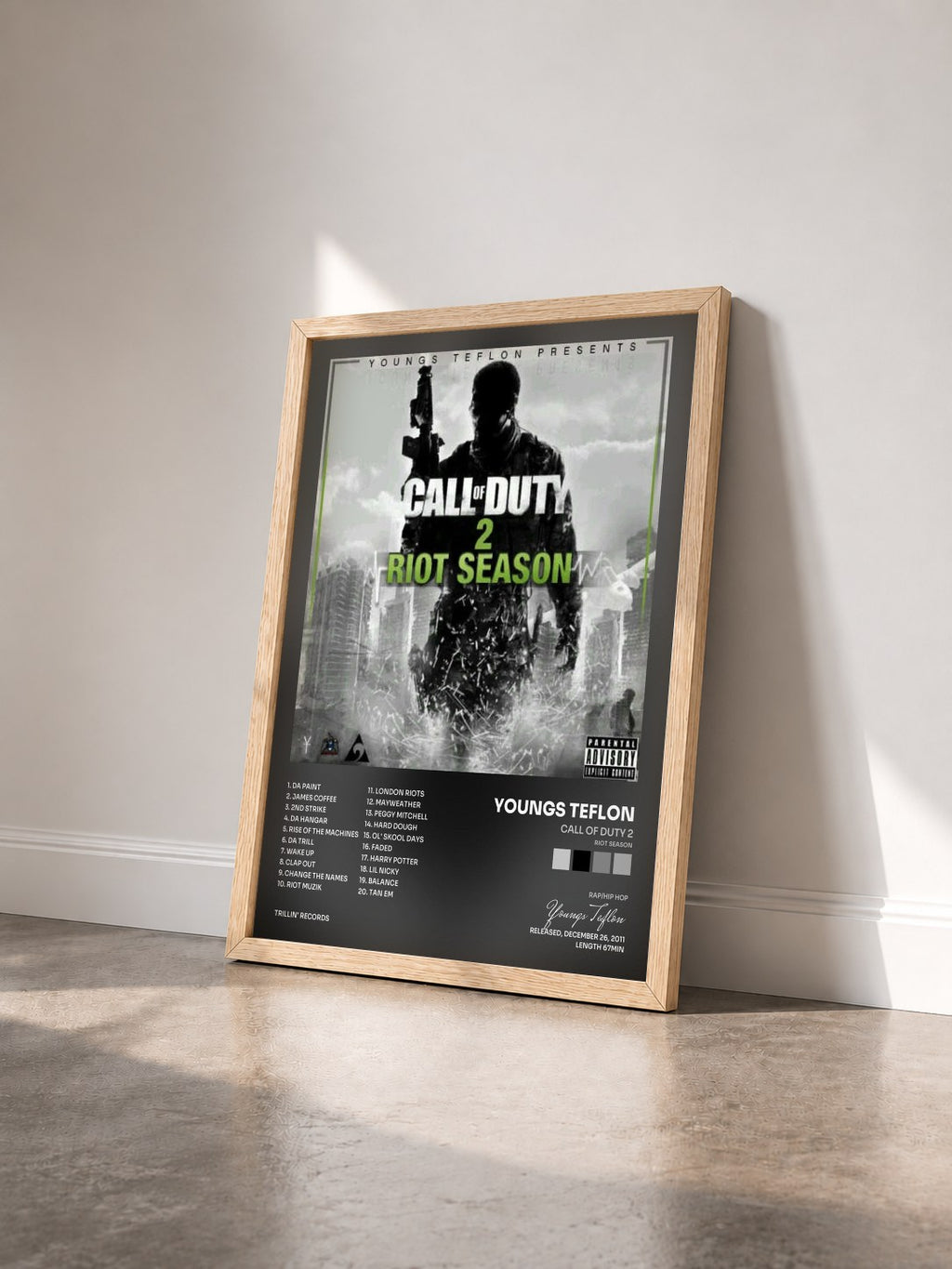 #bois Tableau de l'album Call of Duty 2 (Riot Season) de Youngs Teflon vu de trois quarts, cadre en bois brut