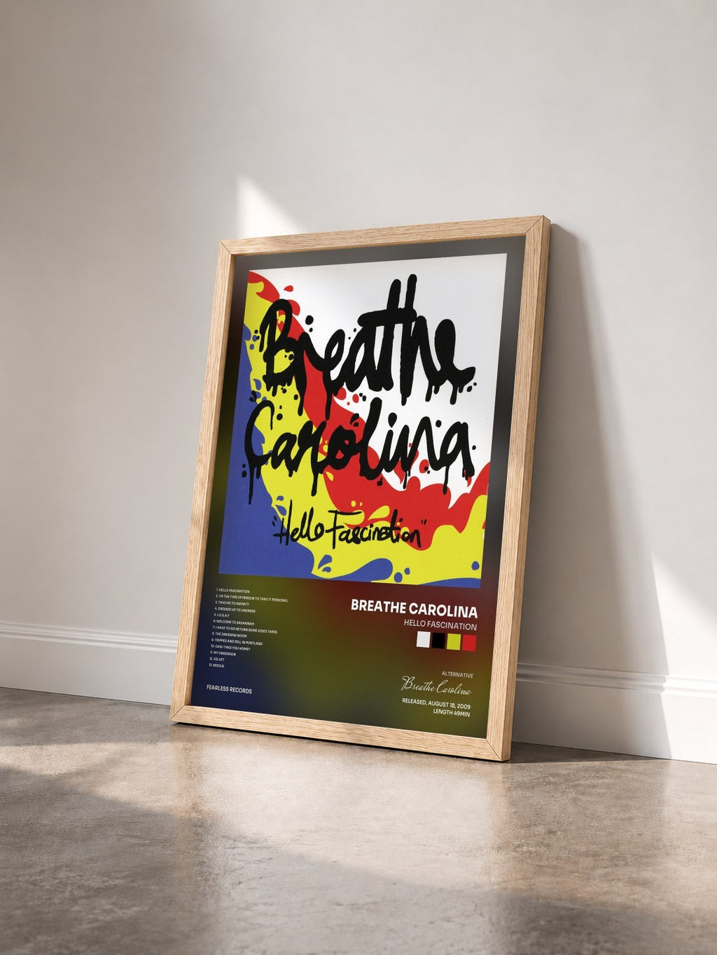 #bois Tableau de l'album Hello Fascination de Breathe Carolina vu de trois quarts, cadre en bois brut