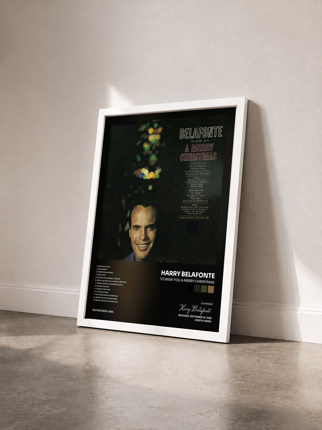 #blanc Tableau de l'album To Wish You A Merry Christmas de Harry Belafonte vu de trois quarts, cadre blanc