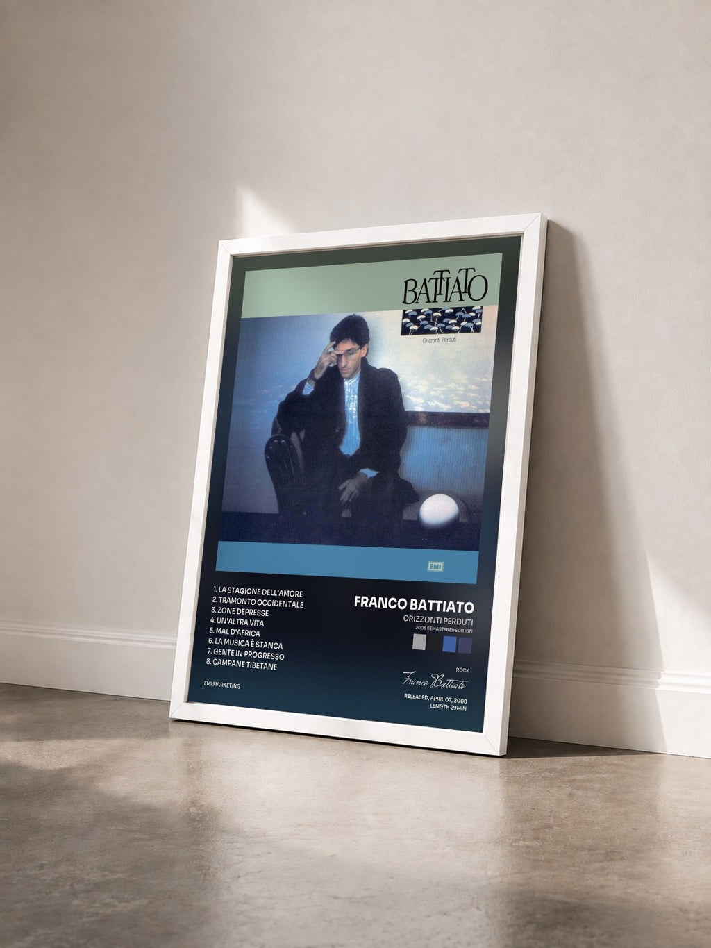 #blanc Tableau de l'album Orizzonti Perduti (2008 Remastered Edition) de Franco Battiato vu de trois quarts, cadre blanc