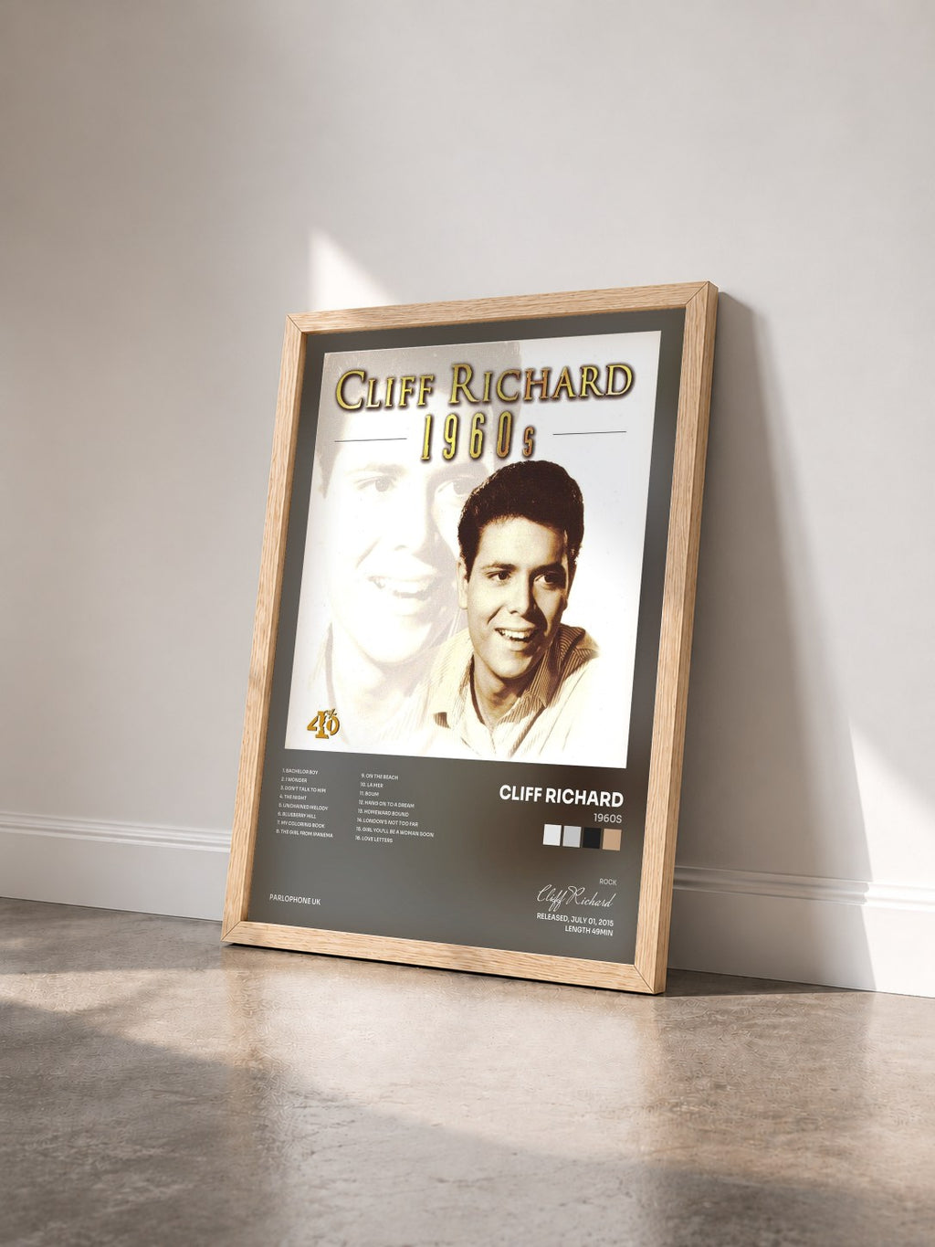 #bois Tableau de l'album 1960s de Cliff Richard vu de trois quarts, cadre en bois brut