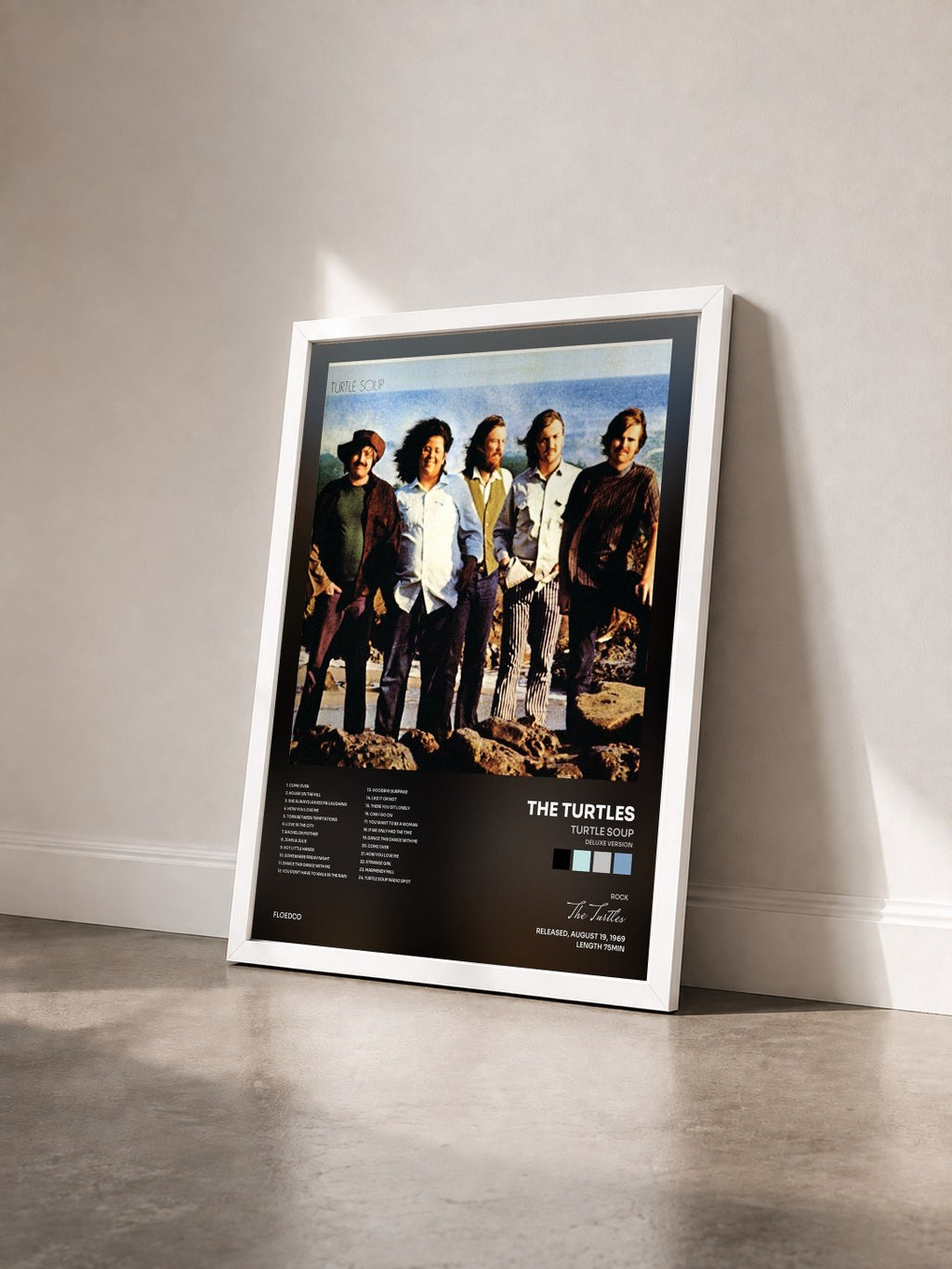 #blanc Tableau de l'album Turtle Soup (Deluxe Version) de The Turtles vu de trois quarts, cadre blanc