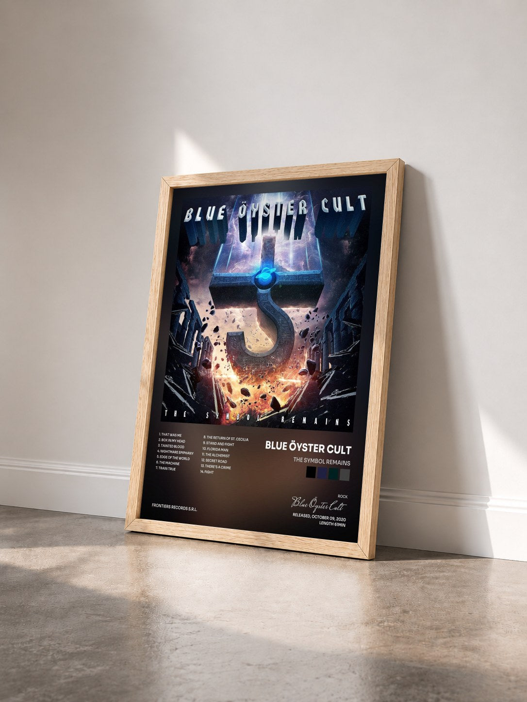 #bois Tableau de l'album The Symbol Remains de Blue Öyster Cult vu de trois quarts, cadre en bois brut