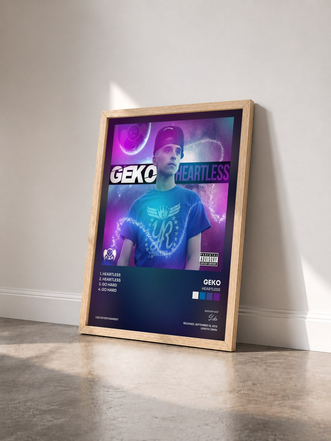#bois Tableau de l'album Heartless de Geko vu de trois quarts, cadre en bois brut
