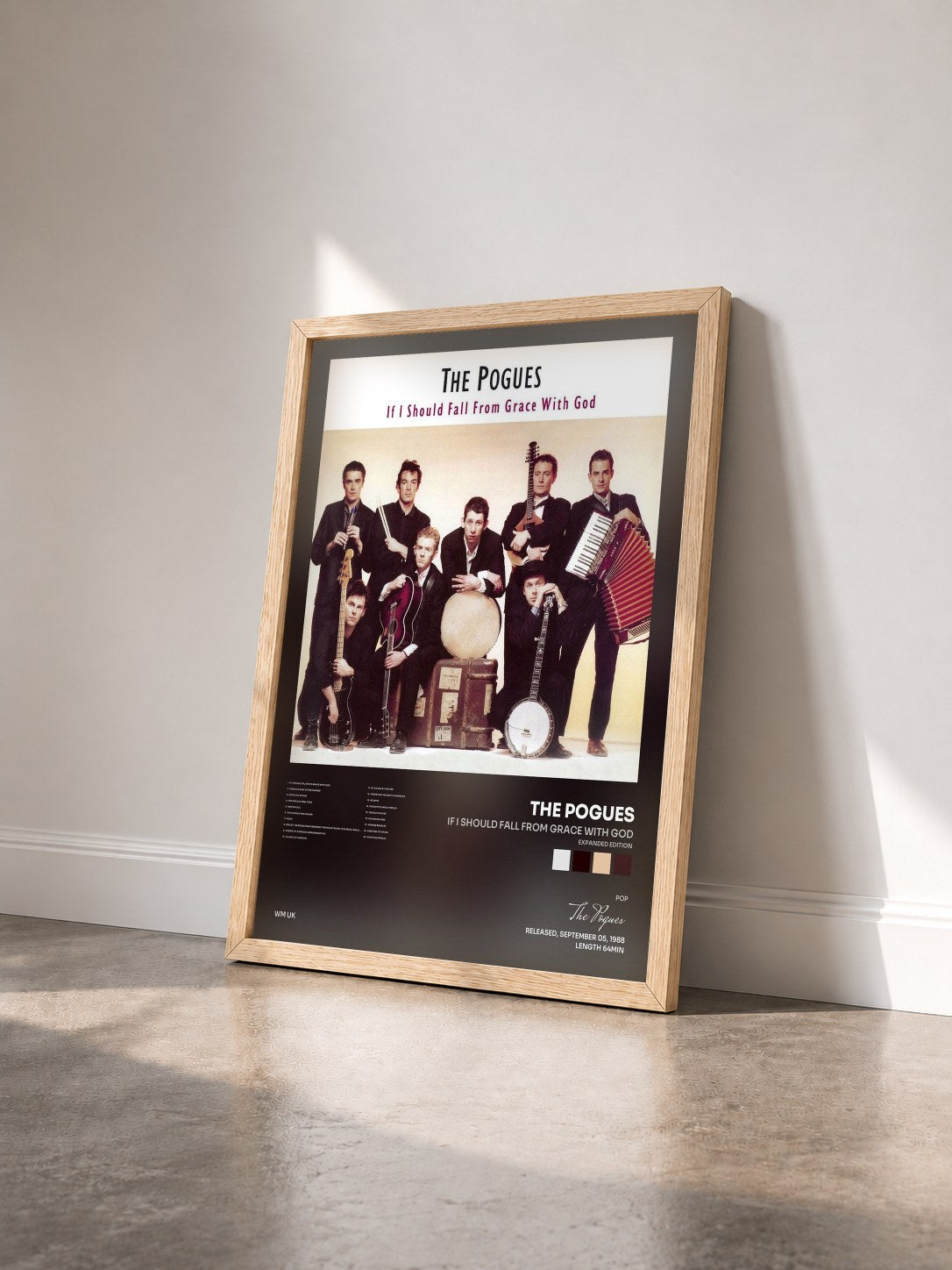 #bois Tableau de l'album If I Should Fall from Grace with God (Expanded Edition) de The Pogues vu de trois quarts, cadre en bois brut