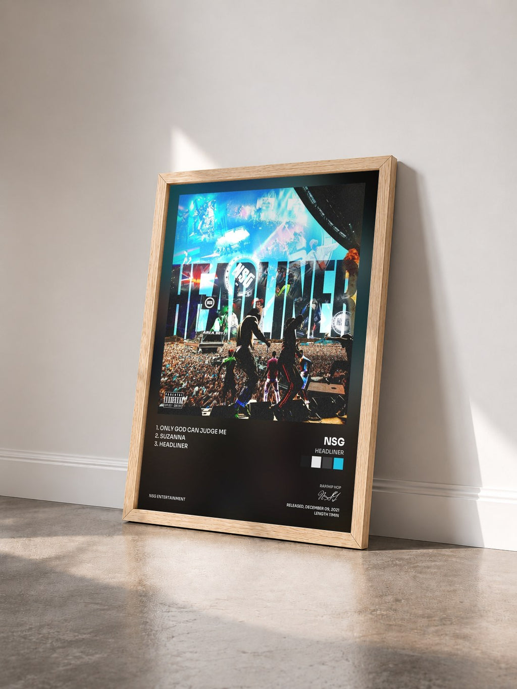 #bois Tableau de l'album Headliner de NSG vu de trois quarts, cadre en bois brut