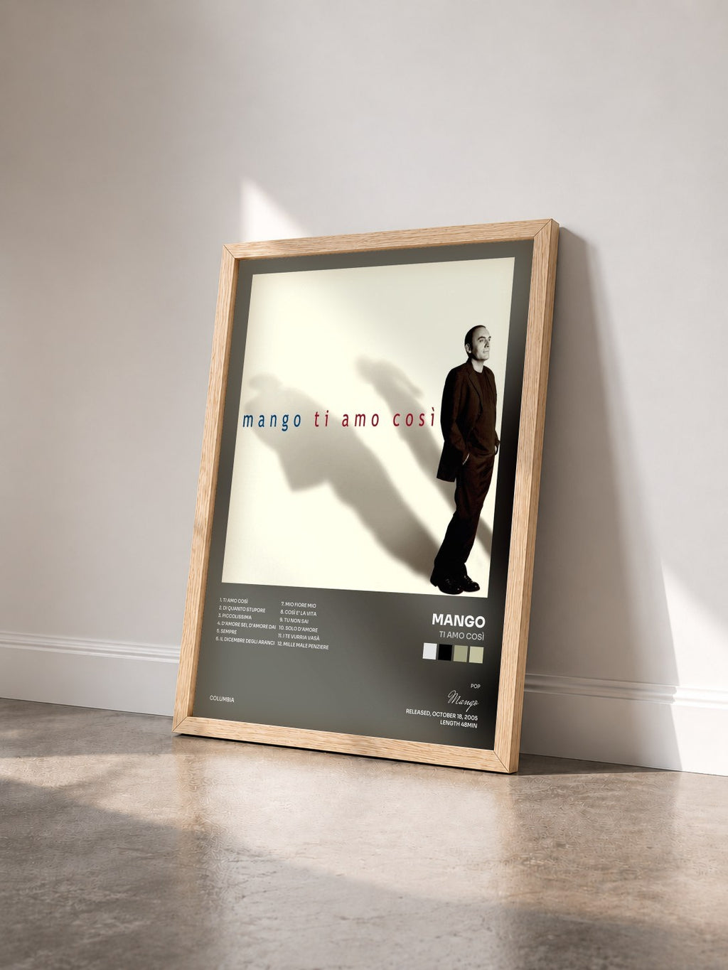 #bois Tableau de l'album Ti Amo Così de Mango vu de trois quarts, cadre en bois brut