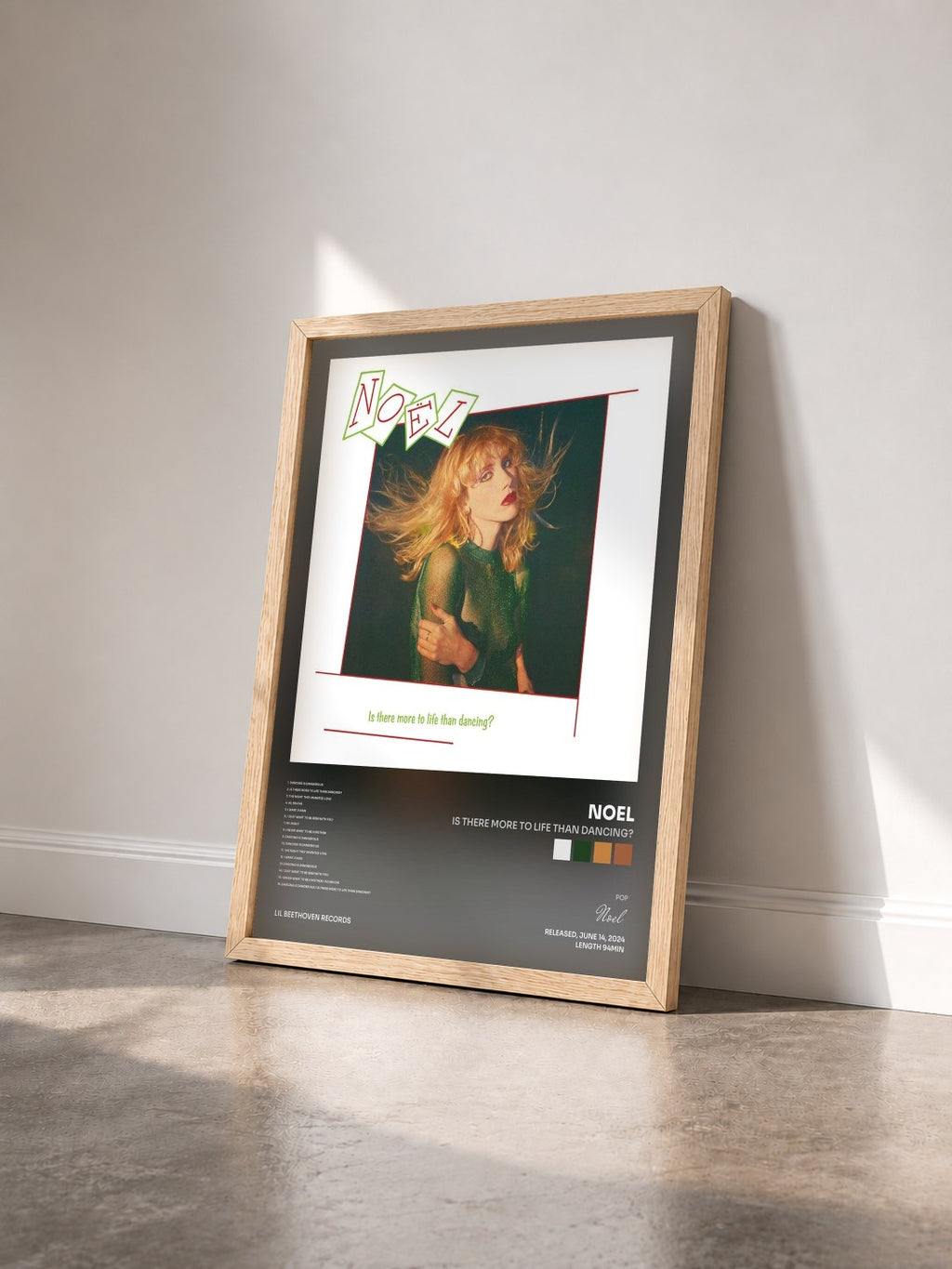 #bois Tableau de l'album Is there more to life than dancing? de Noel vu de trois quarts, cadre en bois brut