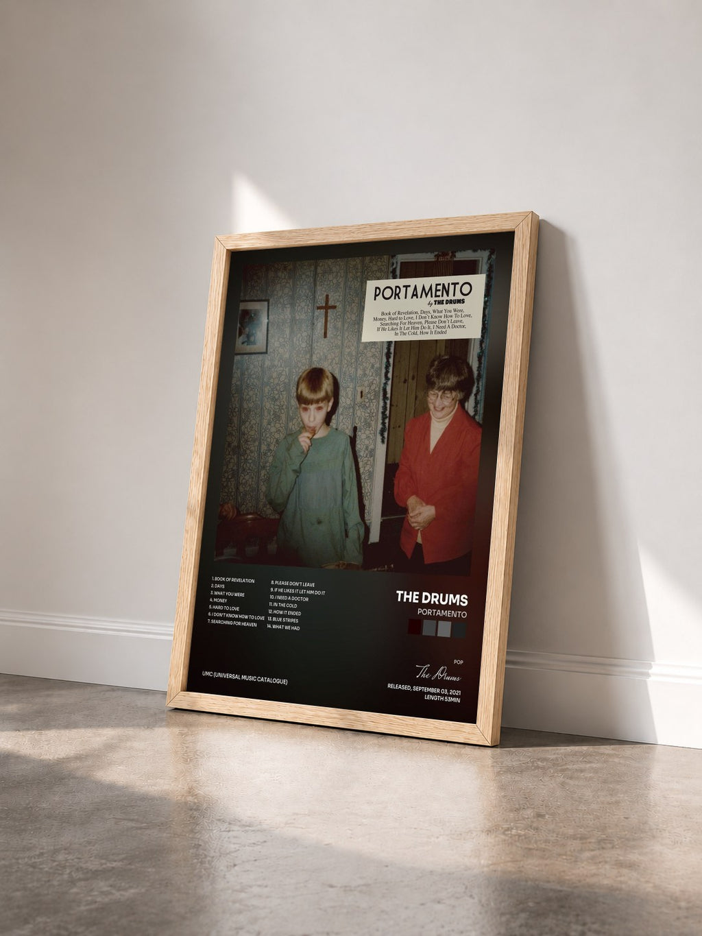 #bois Tableau de l'album Portamento de The Drums vu de trois quarts, cadre en bois brut
