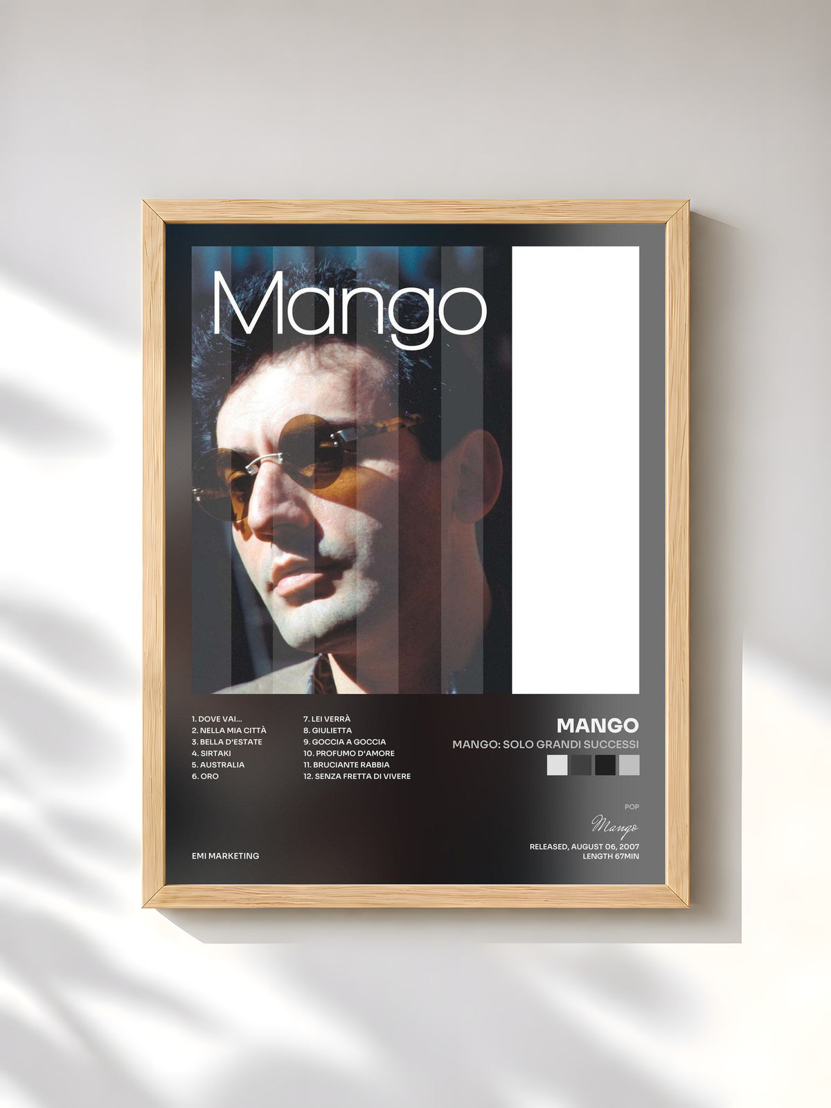 #bois Tableau de l'album Mango: Solo Grandi Successi de Mango, cadre en bois brut, imprimé et encadré en France