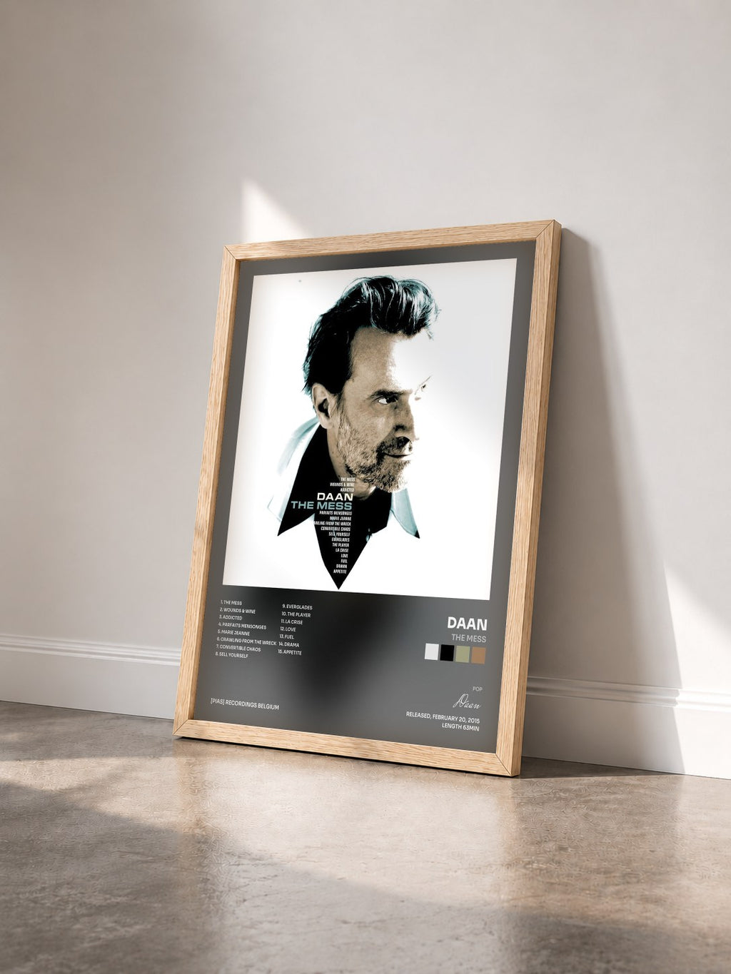 #bois Tableau de l'album The Mess de Daan vu de trois quarts, cadre en bois brut