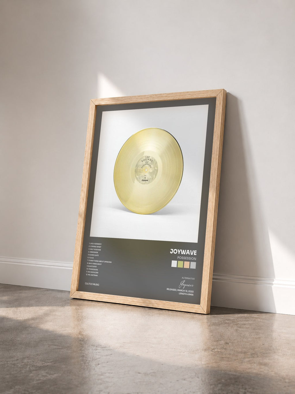 #bois Tableau de l'album Possession de Joywave vu de trois quarts, cadre en bois brut