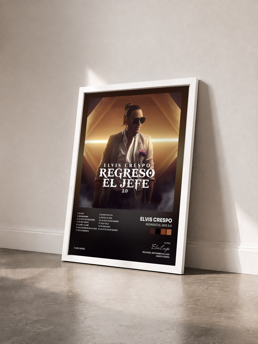 #blanc Tableau de l'album Regresó el Jefe 2.0 de Elvis Crespo vu de trois quarts, cadre blanc