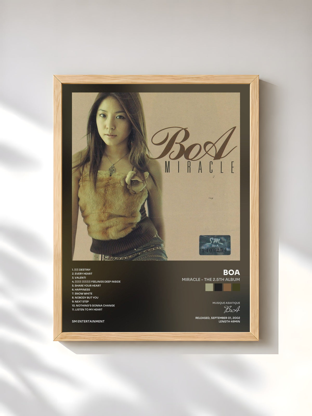 #bois Tableau de l'album MIRACLE - The 2.5th Album de BoA, cadre en bois brut, imprimé et encadré en France