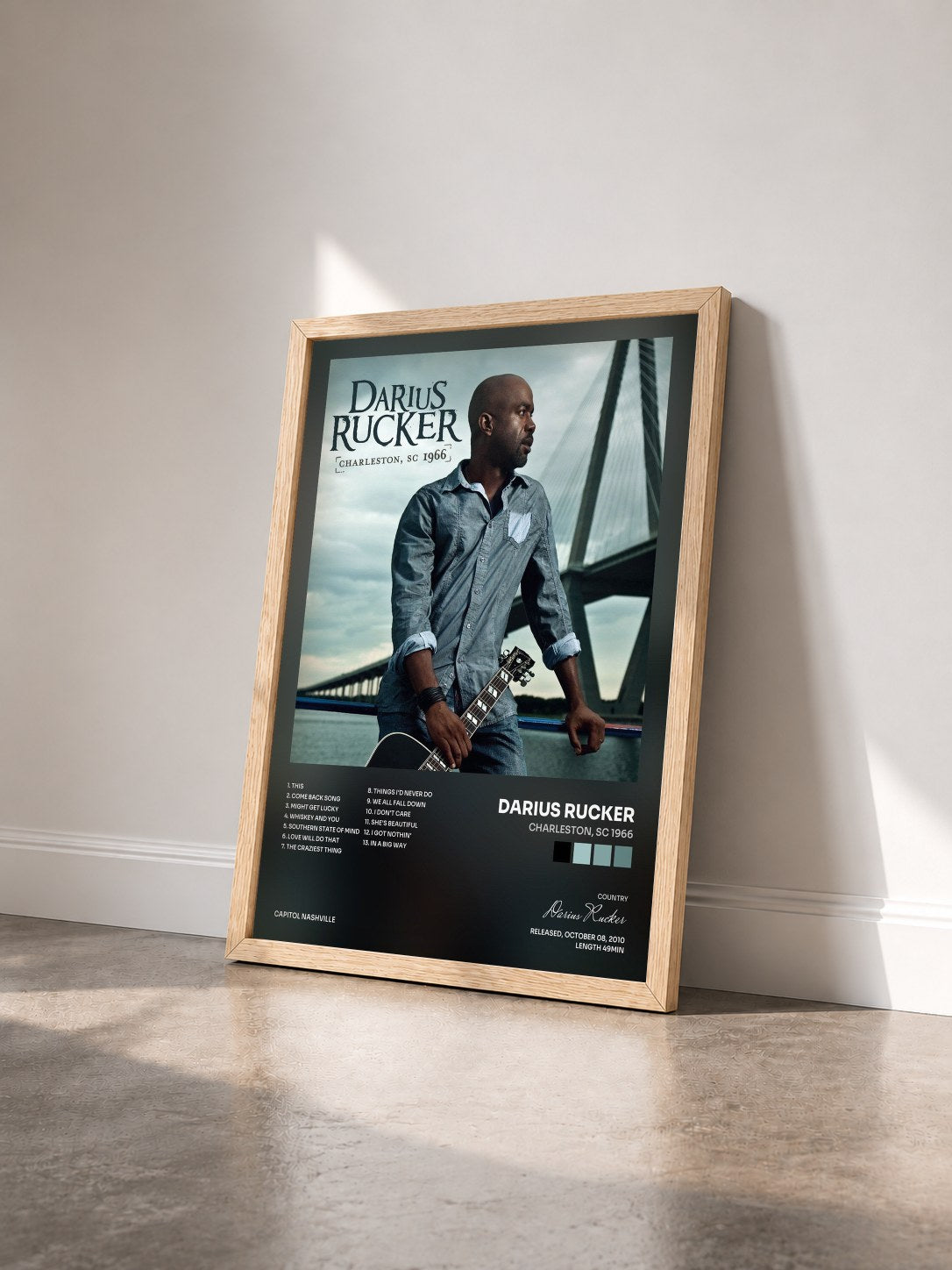 #bois Tableau de l'album Charleston, SC 1966 de Darius Rucker vu de trois quarts, cadre en bois brut