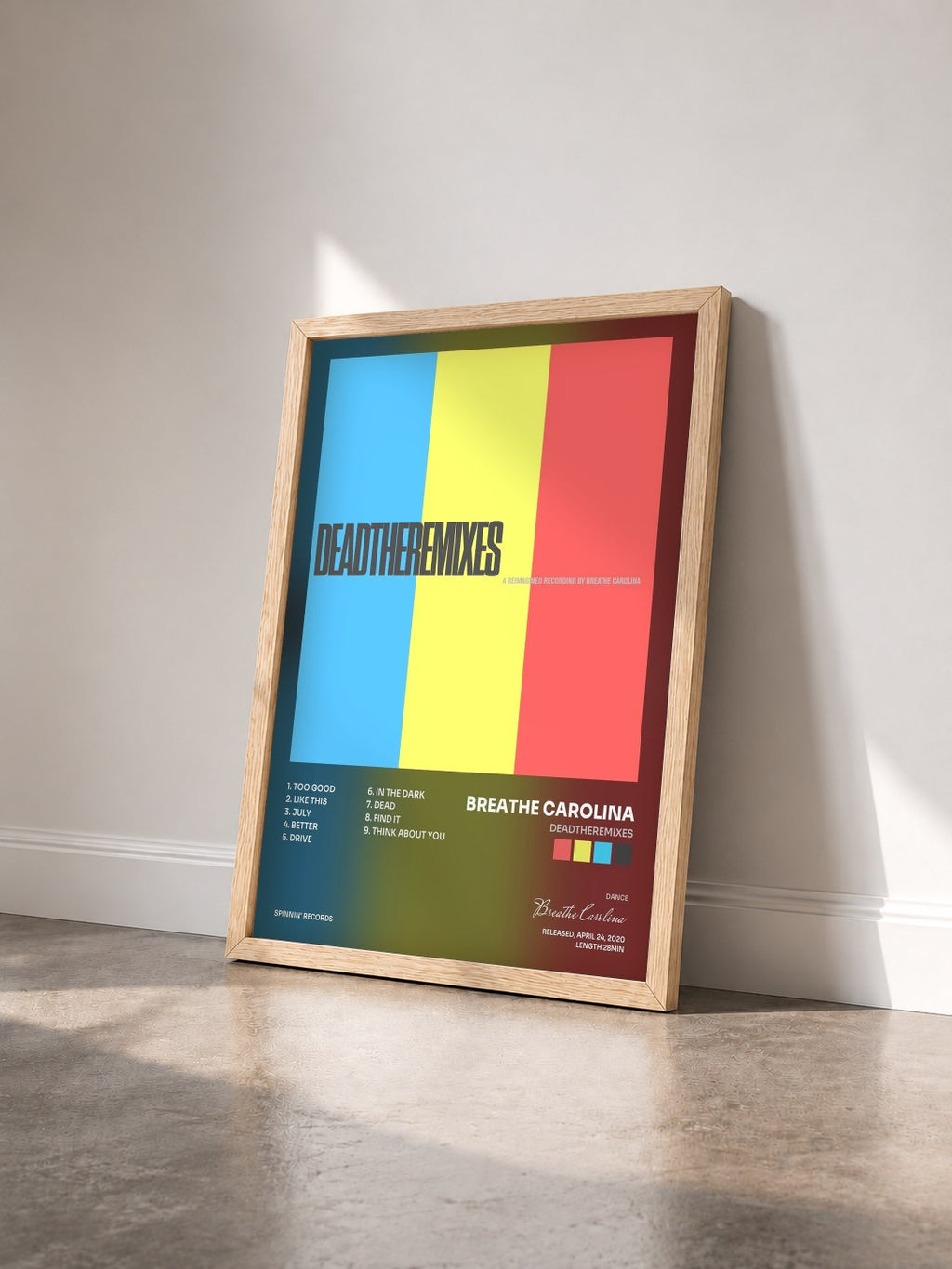 #bois Tableau de l'album DEADTHEREMIXES de Breathe Carolina vu de trois quarts, cadre en bois brut