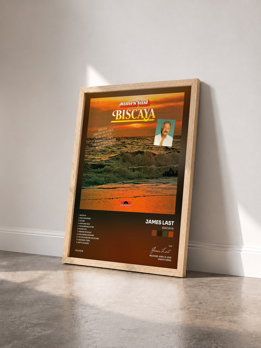 #bois Tableau de l'album Biscaya de James Last vu de trois quarts, cadre en bois brut
