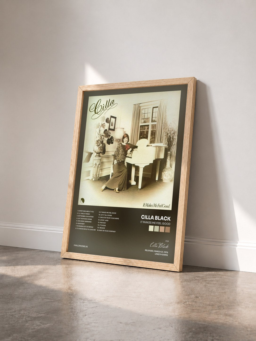 #bois Tableau de l'album It Makes Me Feel Good de Cilla Black vu de trois quarts, cadre en bois brut