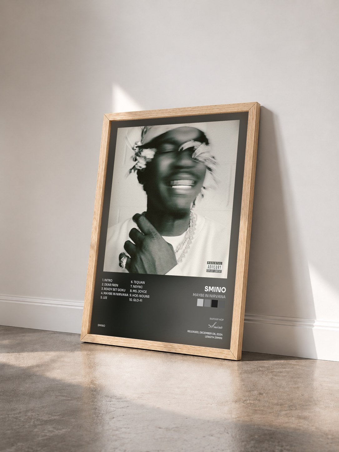 #bois Tableau de l'album Maybe in Nirvana de Smino vu de trois quarts, cadre en bois brut