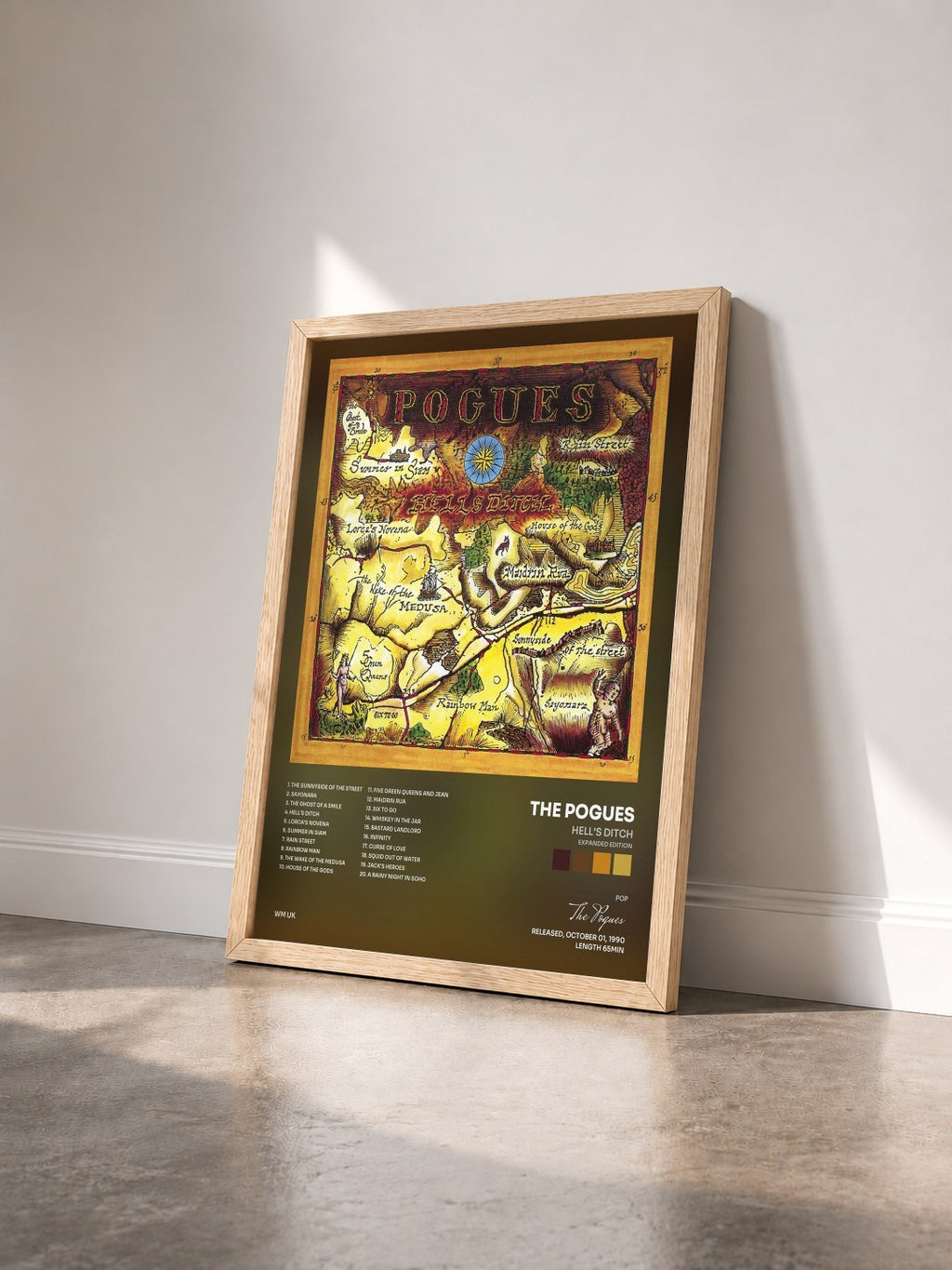 #bois Tableau de l'album Hell's Ditch (Expanded Edition) de The Pogues vu de trois quarts, cadre en bois brut