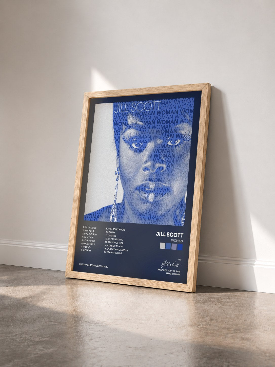 #bois Tableau de l'album Woman de Jill Scott vu de trois quarts, cadre en bois brut
