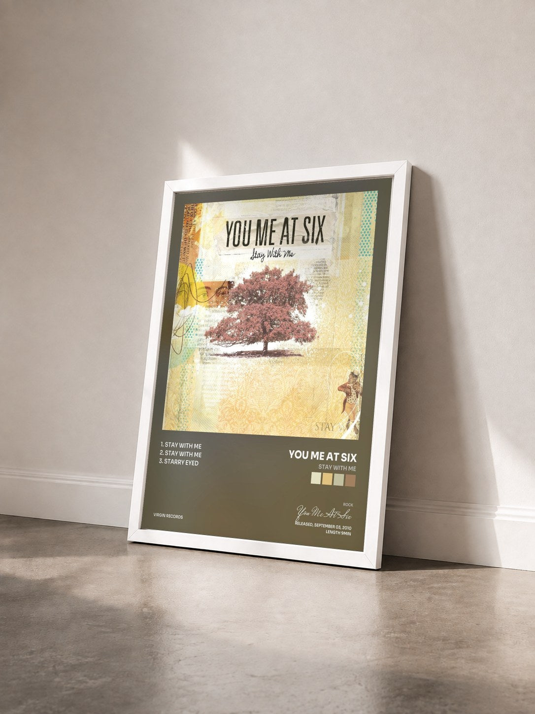 #blanc Tableau de l'album Stay With Me de You Me At Six vu de trois quarts, cadre blanc