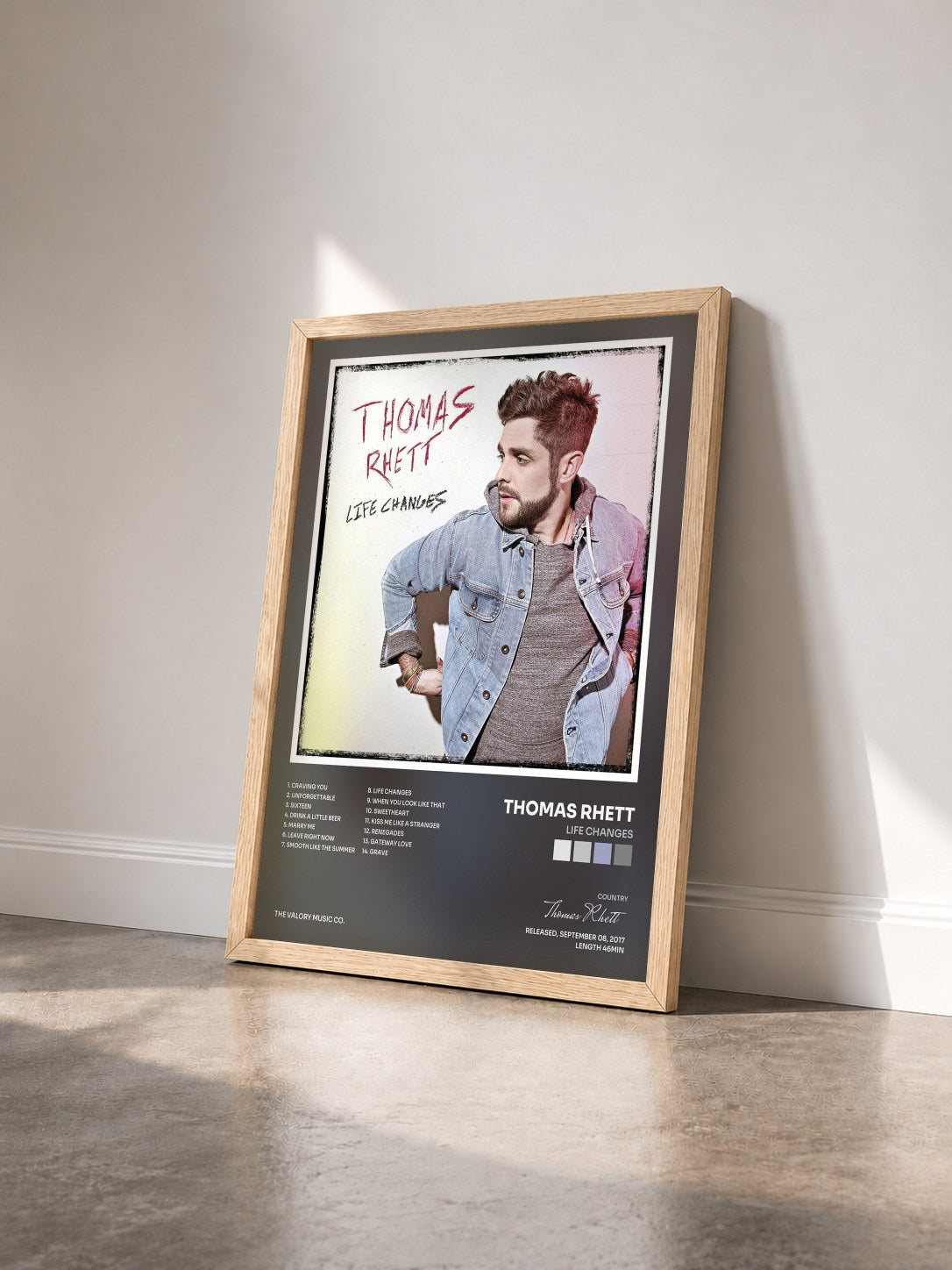 #bois Tableau de l'album Life Changes de Thomas Rhett vu de trois quarts, cadre en bois brut