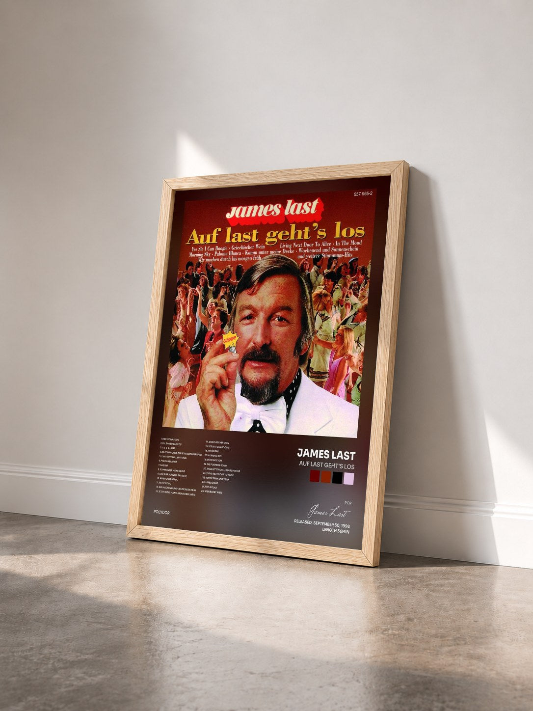 #bois Tableau de l'album Auf Last Geht's Los de James Last vu de trois quarts, cadre en bois brut