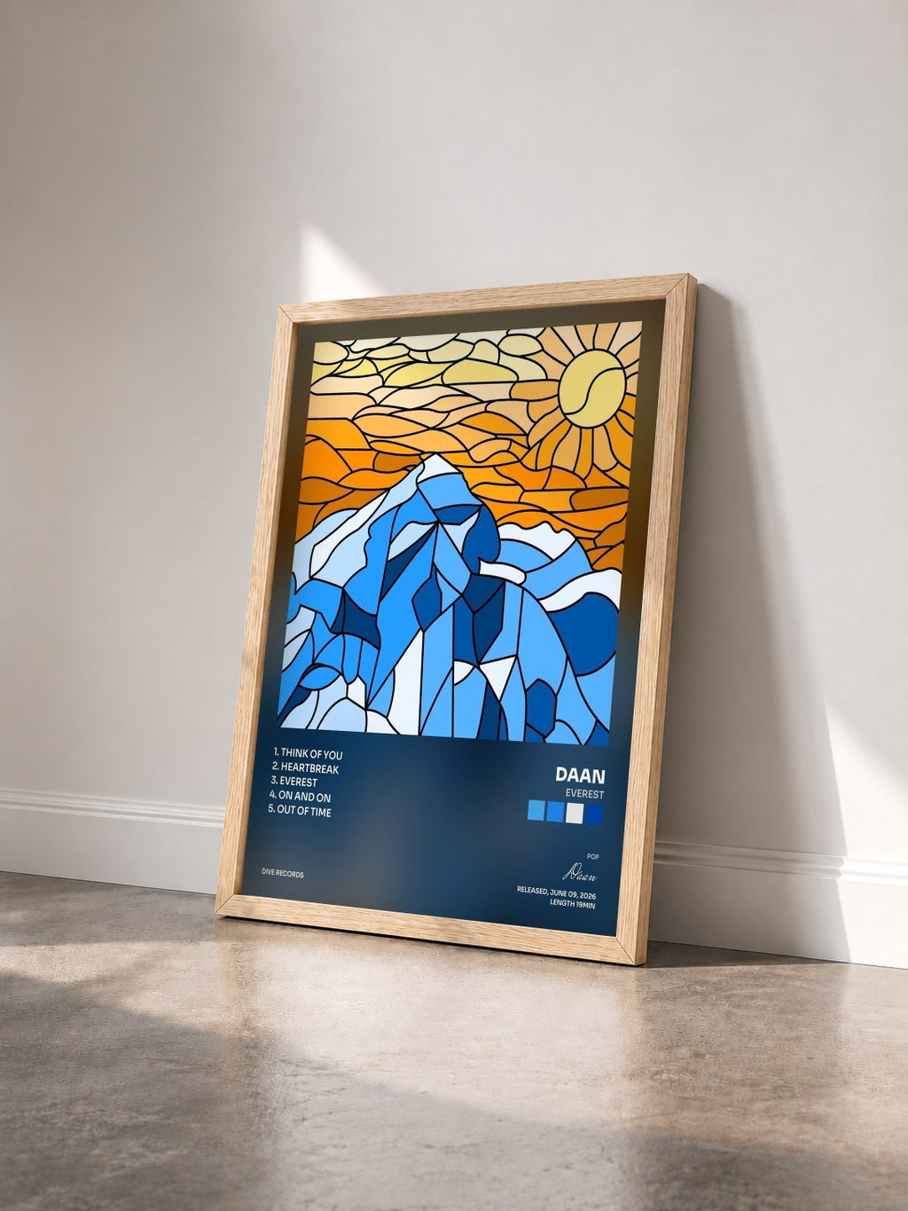 #bois Tableau de l'album EVEREST de Daan vu de trois quarts, cadre en bois brut