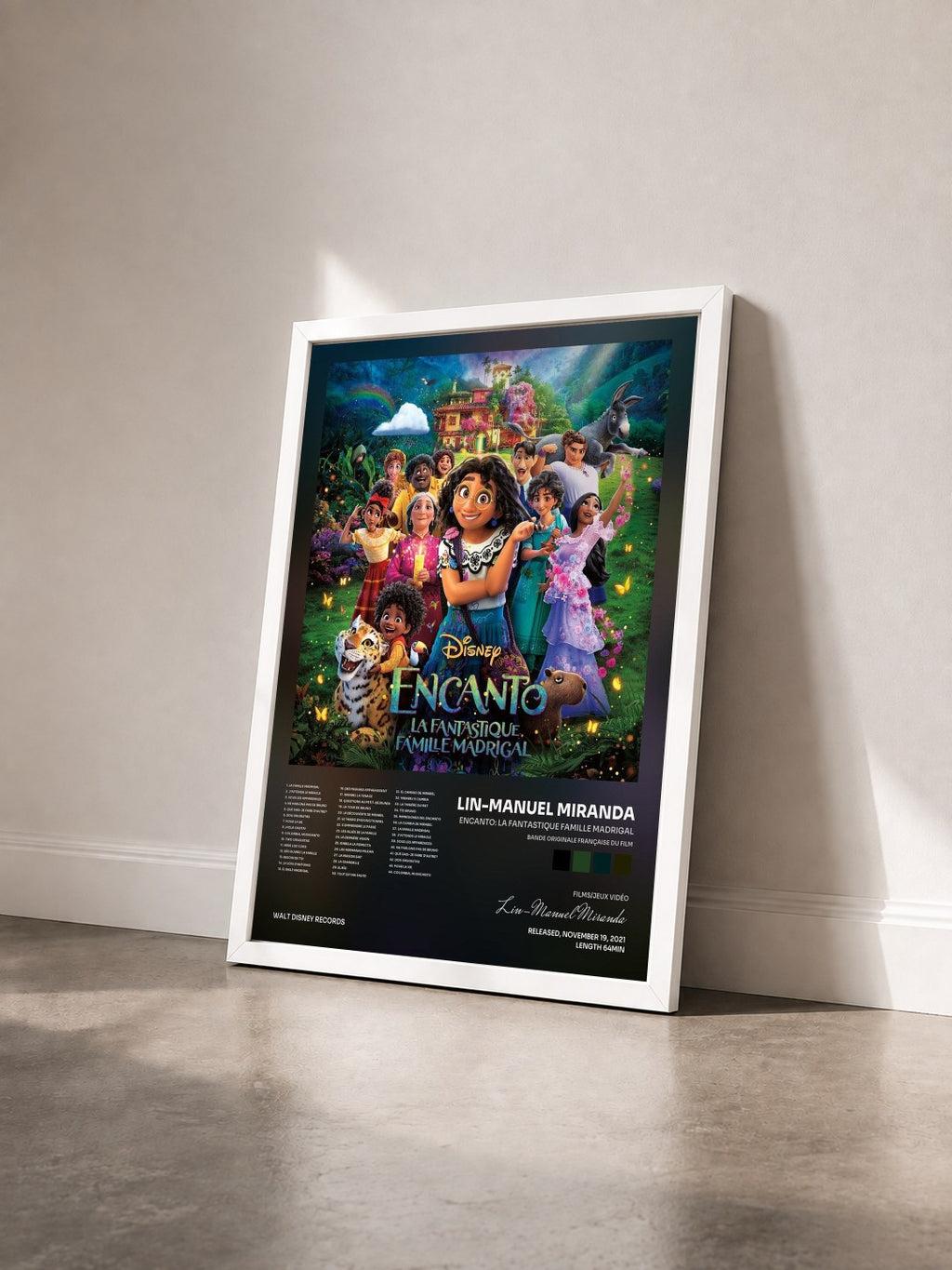 #blanc Tableau de l'album Encanto: La fantastique famille Madrigal (Bande Originale Française du Film) de Lin-Manuel Miranda vu de trois quarts, cadre blanc
