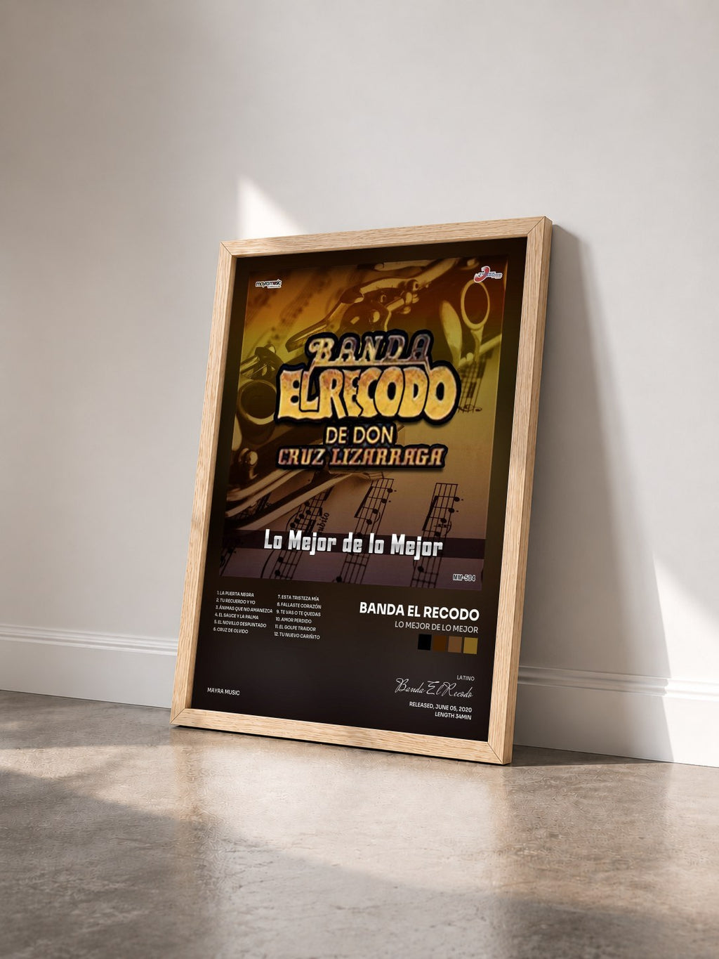 #bois Tableau de l'album Lo Mejor De Lo Mejor de Banda El Recodo vu de trois quarts, cadre en bois brut