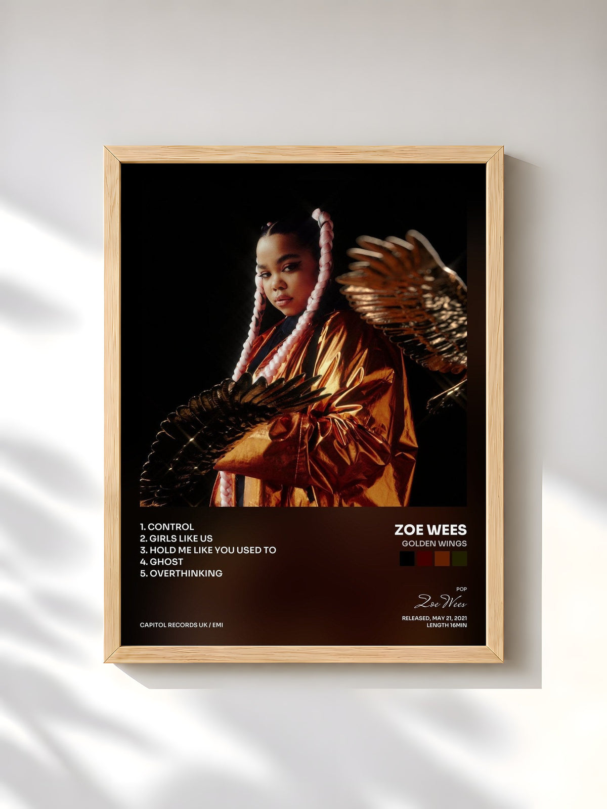 #bois Tableau de l'album Golden Wings de Zoe Wees, cadre en bois brut, imprimé et encadré en France