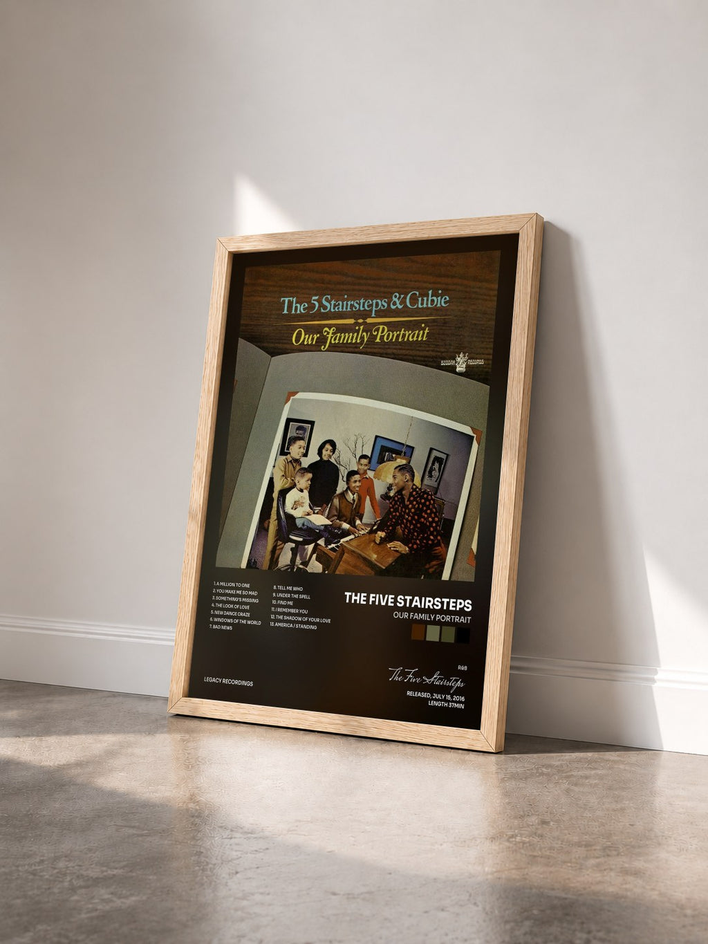 #bois Tableau de l'album Our Family Portrait de The Five Stairsteps vu de trois quarts, cadre en bois brut