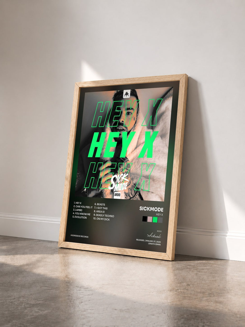 #bois Tableau de l'album Hey x de Sickmode vu de trois quarts, cadre en bois brut