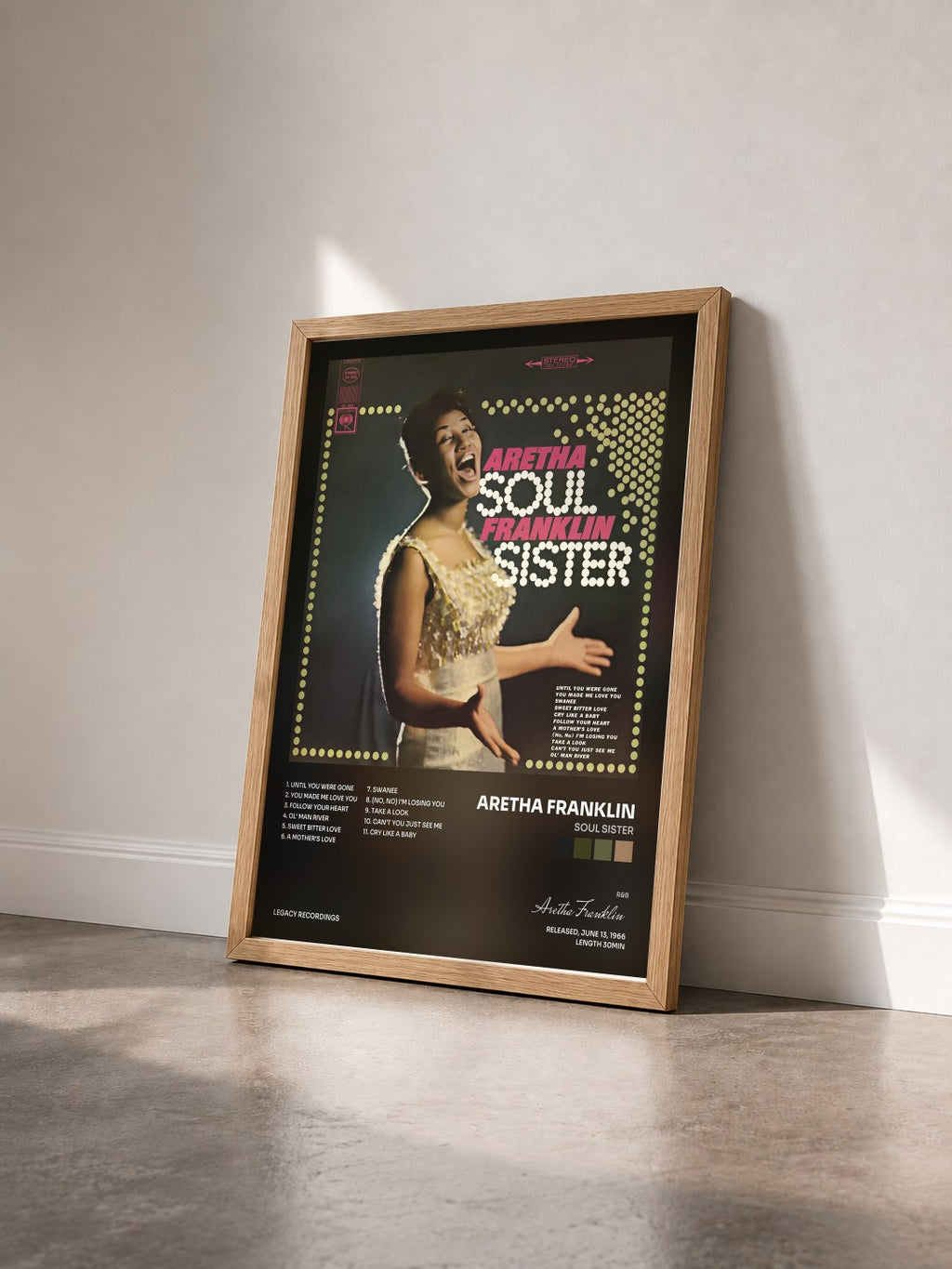 #bois Tableau de l'album Soul Sister de Aretha Franklin vu de trois quarts, cadre en bois brut