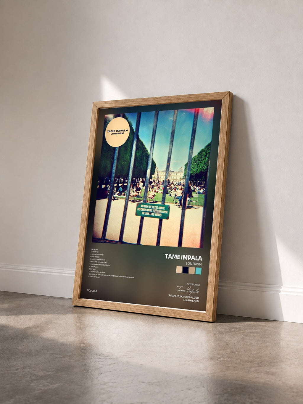 #bois Tableau de l'album Lonerism de Tame Impala vu de trois quarts, cadre en bois brut